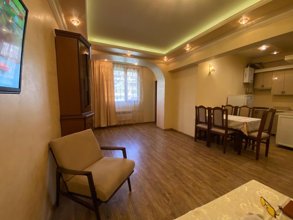 Apartment In Centre Evn Yerevan Exterior photo
